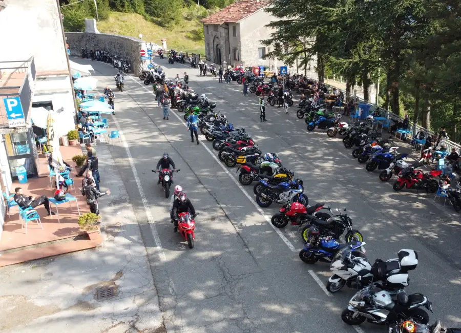 Centinaia di Motociclisti in Romagna: Un Grido di Speranza per le Malattie Rare