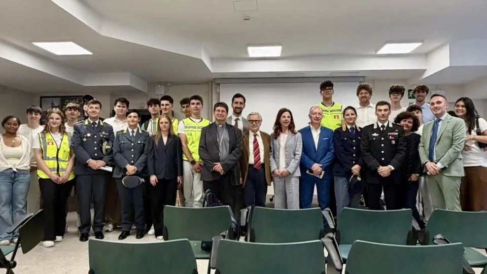 La Prefettura di Rimini porta in cattedra i giovani di “On the road”