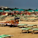Ruba zaini in spiaggia, 26enne arrestato dai Carabinieri