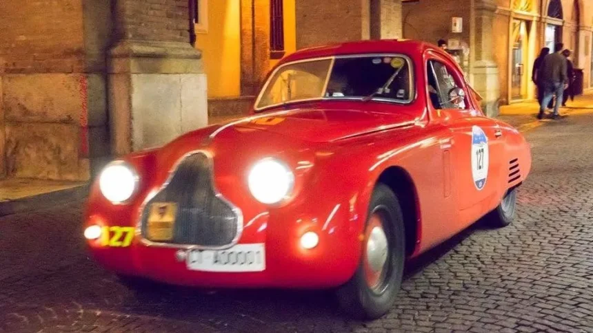 La Mille Miglia torna a Rimini: le vetture tra centro storico e marina centro