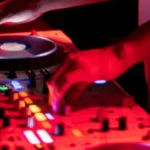 Festa di fine scuole con musica  e ballo non autorizzati. Denunciato il gestore