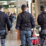 Documenti falsi per lavorare in Italia: tre arresti in un hotel della riviera riminese