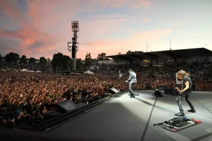 Rimini, controlli ai concerti di Vasco Rossi: 2 denunciati per vendita di merchandising contraffatto