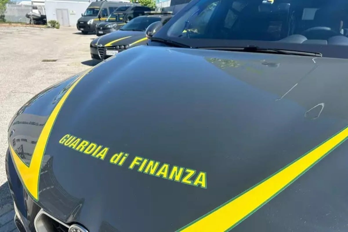 Perquisiti la casa e l’ufficio di Davide Barzan a Riccione: indagine per bancarotta fraudolenta da un milione di euro