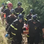 Un’altra rovinosa caduta lungo il sentiero dei Cappuccini, 13enne al Bufalini