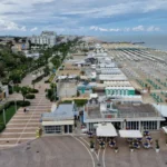 A Riccione dehors più ampi e  la novità del Lungomare. Nuovo regolamento