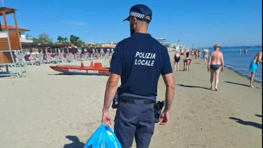Bellaria, blitz anti-abusivismo in spiaggia: sequestrati oltre 100 abiti