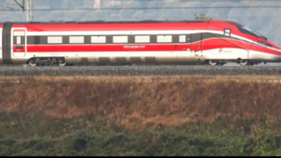Alta velocità bloccata, disagi anche nel tratto ferroviario riminese