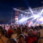 Piazzale Roma gremito per la maratona musicale di Rtl