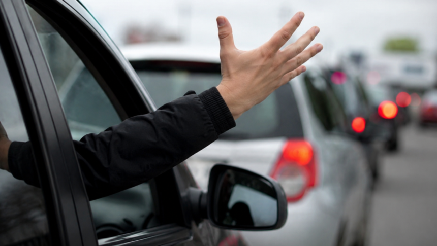 Medico riminese aggredito nel parcheggio assieme al fratello: l’ira di un 33enne, che finisce a processo