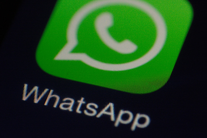 WhatsApp Web in tilt. Problemi anche per Instagram e Facebook