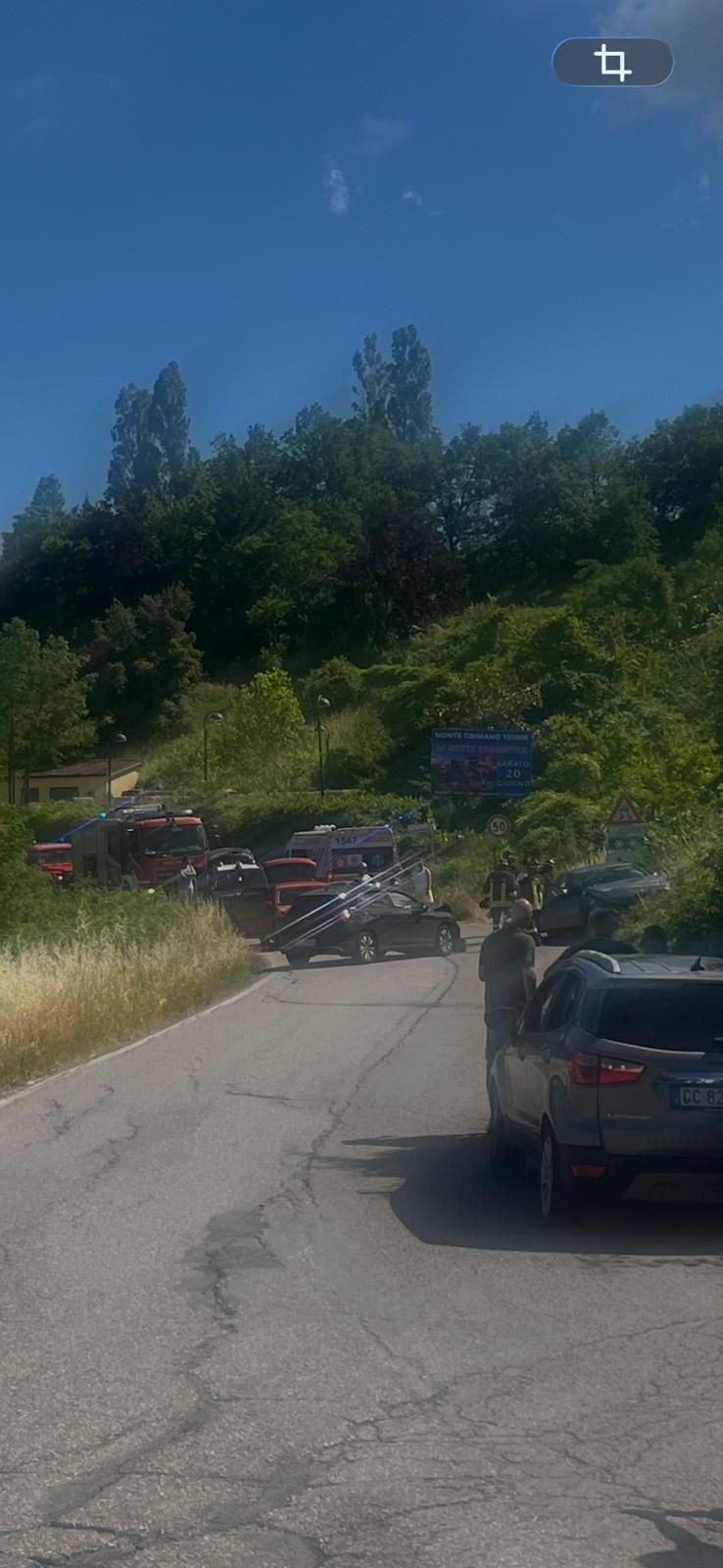 ULTIM’ORA – Cronaca. San Marino, violento frontale a pochi metri dal confine della Cerbaiola