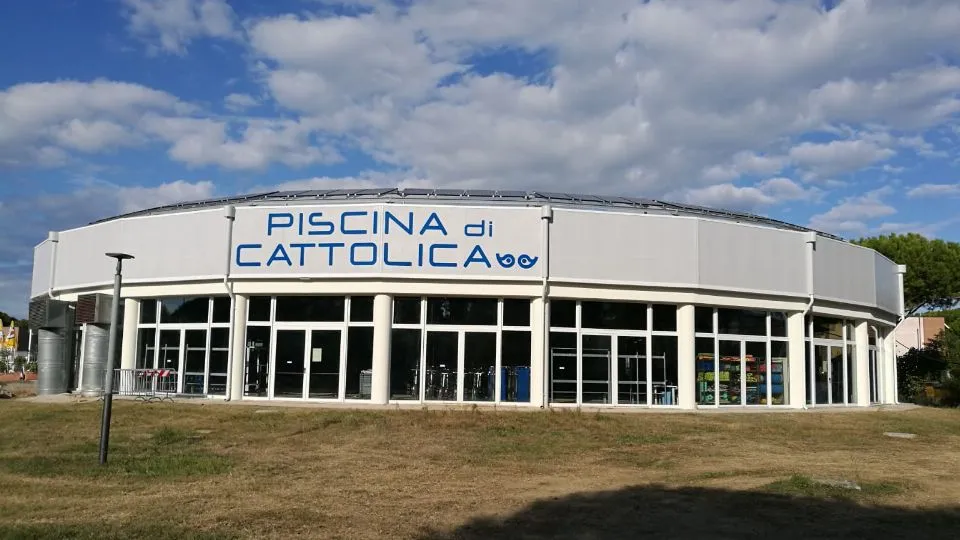 Cattolica, partono i lavori di ristrutturazione alla piscina