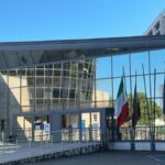 Pestaggio al bar dopo i presunti apprezzamenti alla compagna del titolare: in tre a processo