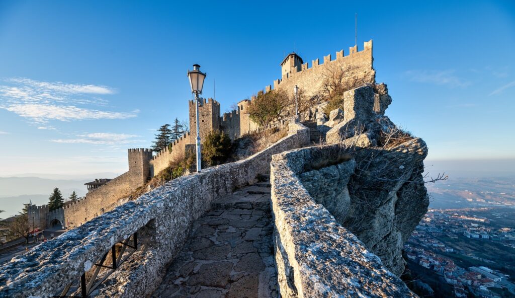 Cronaca. Furbetti del biglietto alla Torre Guaita: scatta l’indagine penale sui dipendenti pubblici di San Marino