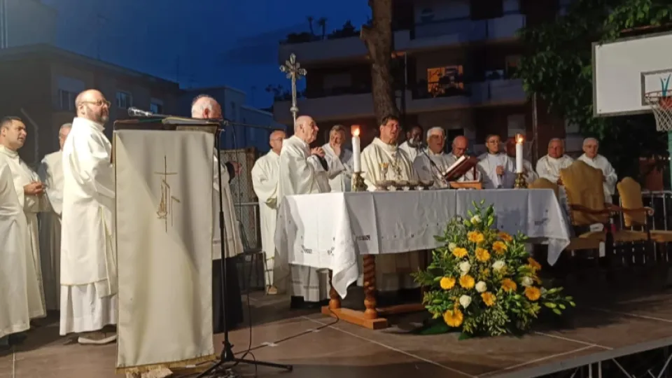 600 in processione da San Nicolò fino a piazzale Boscovich per il Corpus Domini