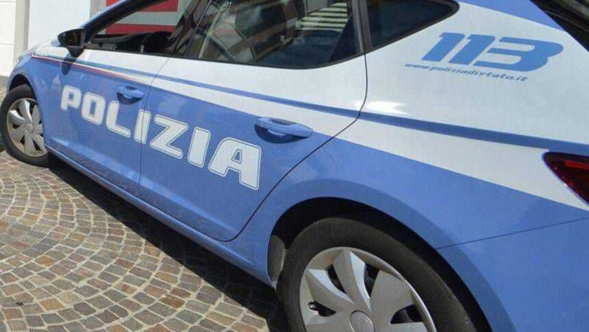 Rimini, stretta sull’immigrazione irregolare: espulsioni e un arresto per documenti falsi