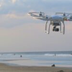 Rimini, drone in volo sulla folla al concerto di piazzale Fellini: scatta la denuncia per il pilota
