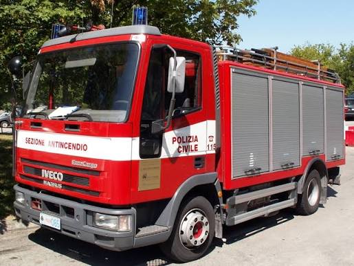 Valdragone: Autista dei Rifiuti Sventa Incendio e Salva il Mezzo