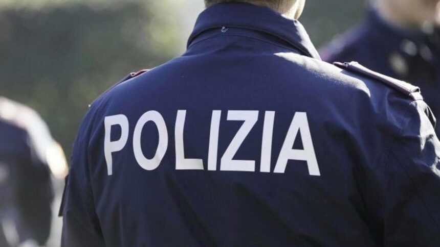 Riconoscimento al coraggio: poliziotto ferito blocca ladro, premiato a Rimini