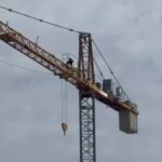 Cantiere di Rivazzurra: operai pagati, rientra l’allarme gru