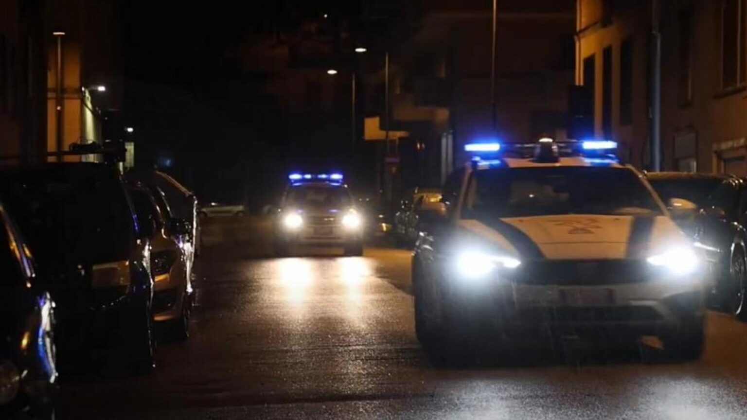 Rimini, nottata di follia tra le vie del centro: finiscono in manette due ubriachi