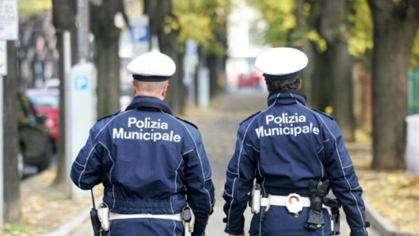 Rimini, tolleranza zero in centro: 75 interventi della Polizia Locale in un mese