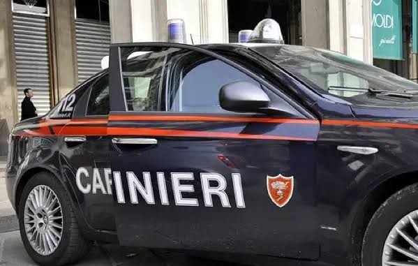 Violenza sessuale in un residence: scattano le indagini dei Carabinieri dopo la denuncia di una 23enne