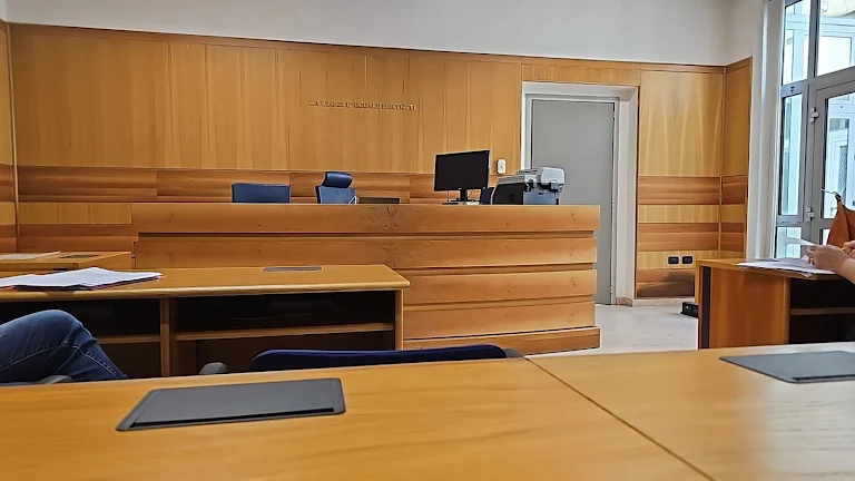 Abusi edilizi a Rimini: cade l’accusa di falso, assolti due dirigenti comunali
