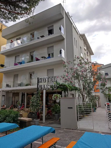 Hotel Vasco, Verdetto Finale: Nessuna Truffa, Assoluzione Piena per i Paesani