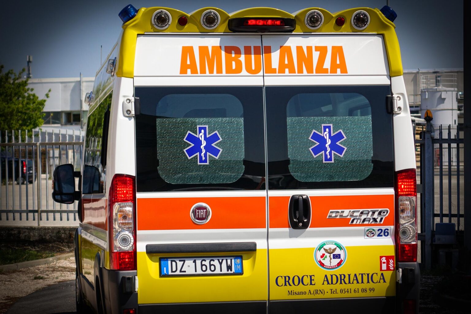 Shock a Borgo San Giuliano: semina panico al volante sotto l’effetto di stupefacenti e alcol