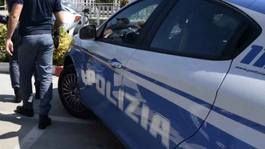 Violazione del divieto di avvicinamento: sorpreso nel garage della madre, finisce in manette