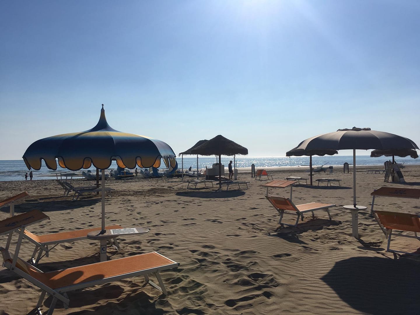 Giallo a Miramare, turista stroncato da un malore in mare: si cerca l’identità