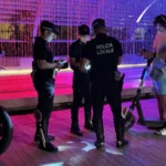 Ferragosto blindato a Riccione: tre fermi e giro di vite della Polizia locale