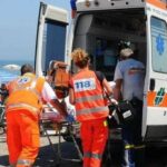 Emergenza sanitaria a Rivabella: anziano colto da malore in spiaggia