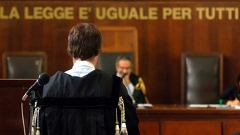 Rapina impropria a Misano: 4 anni e 8 mesi di reclusione per il 52enne fuggito in auto