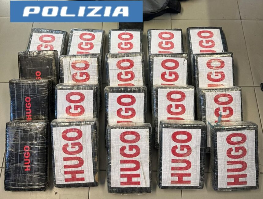 Maxi blitz antidroga: 25 chili di cocaina nelle mani della Polizia