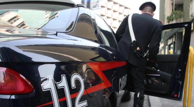 Tradito dalla nonna: giovane fuggitivo finisce in carcere dopo l’evasione