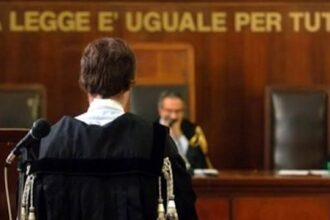 Cattolica, sorpasso azzardato costa caro: maxi risarcimento da 35mila euro per uno scooterista