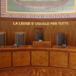 Violenza domestica: il gip ordina l’allontanamento forzato di un 42enne