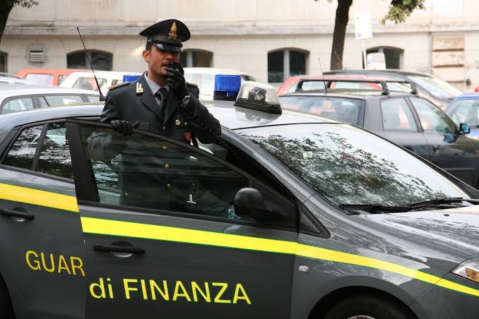 Maxi-sequestro da 16 milioni e 15 arresti: smantellato il cartello della cocaina nel Riminese