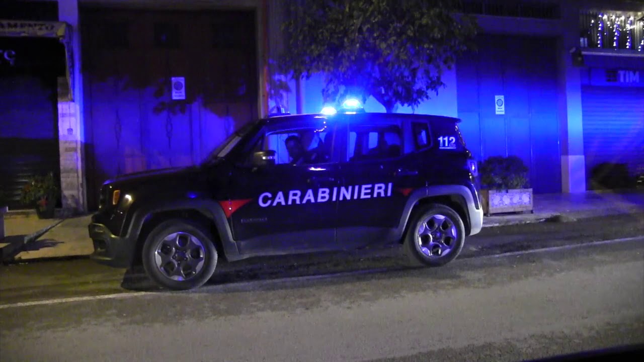 Violenza contro l’Arma in un bar di Cesena: 26enne finisce in manette