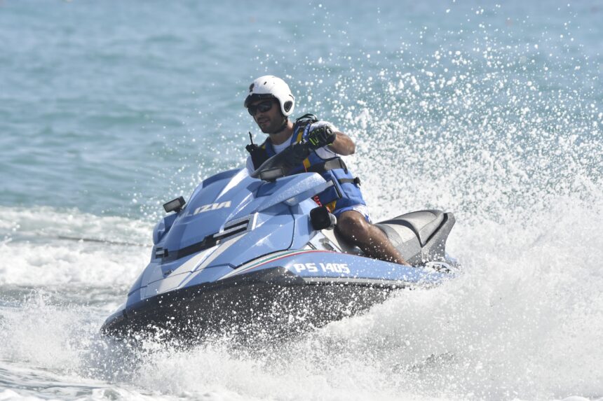 Niente status di vittima del dovere per il poliziotto disarcionato dalla moto d’acqua